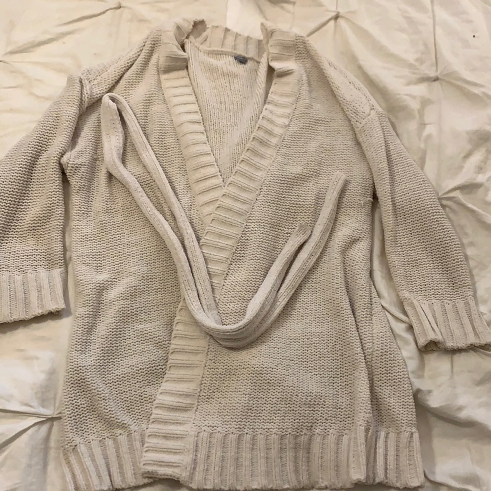 Large Cream Aerie Cardigan.